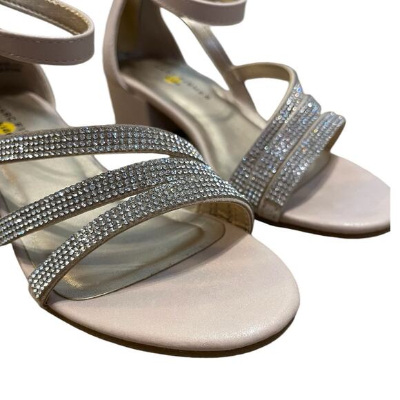 Marc Fisher US Size 1 NIB Little Kids Patty Salto Sandal Shoes Color Blush NEW - Picture 8 of 12